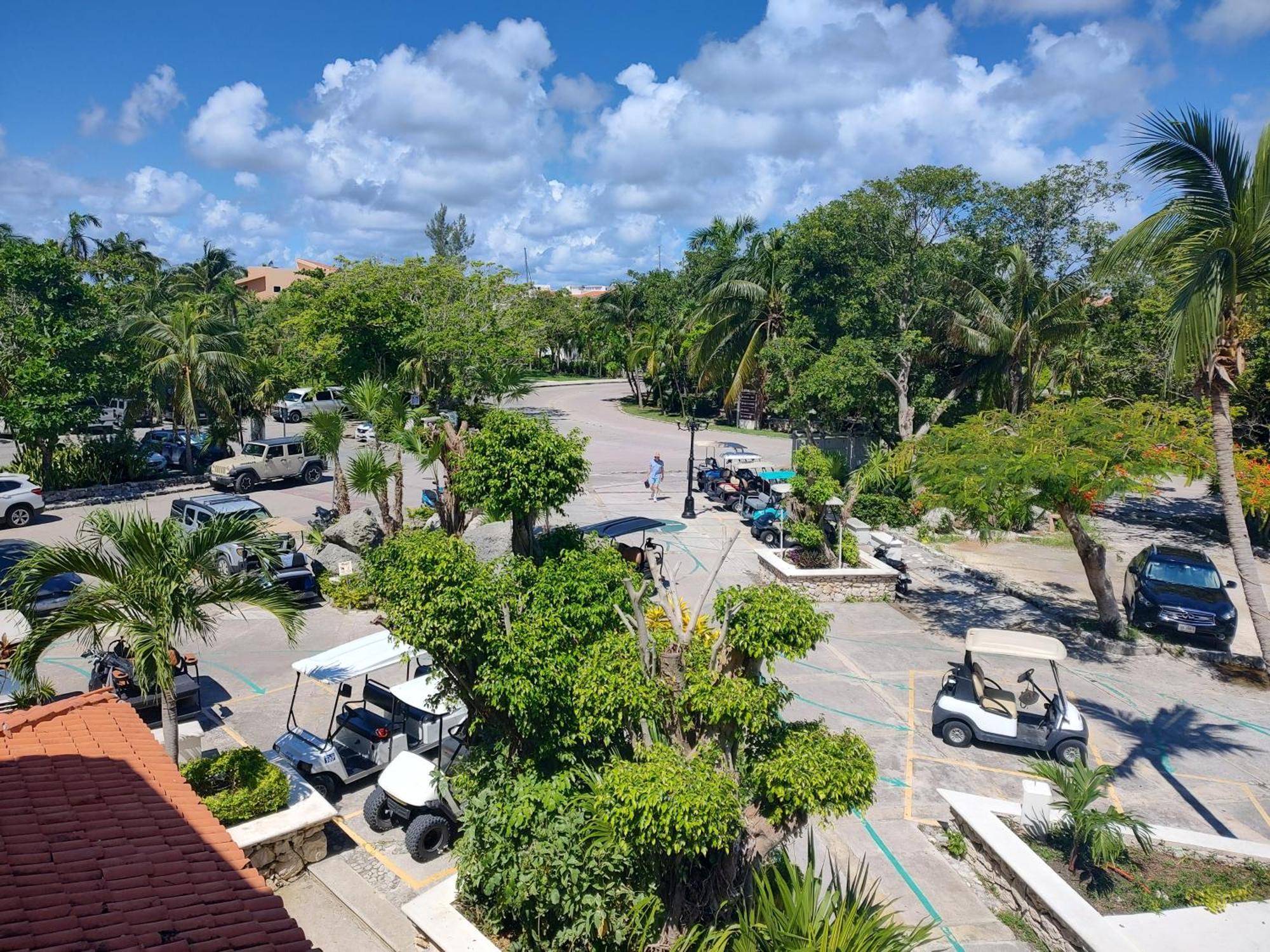 Private Rooms In A Hotel-Type Apartment - Super Located Puerto Aventuras Bagian luar foto
